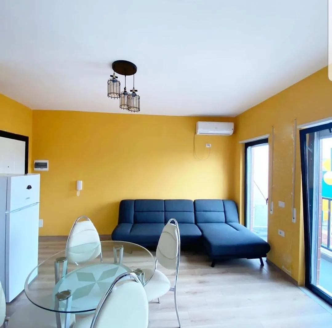 Center Tirana Sun Shine Apartment