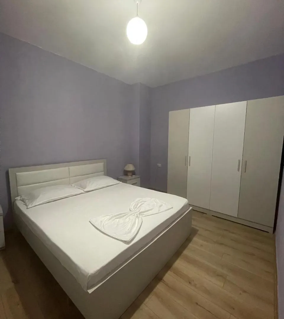 Center Tirana Sun Shine Apartment